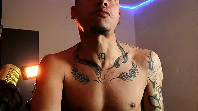 AlphaMasterXxx online show from 17, 11, 2025