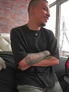 AlphaMasterXxx online show from 19, 6, 2026