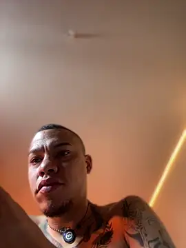 AlphaMasterXxx online show from 26, 3, 2026