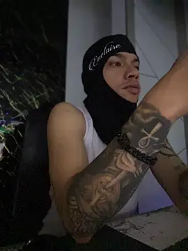 AlphaMasterXxx online show from 11, 11, 2025