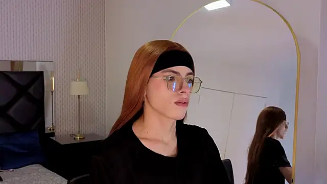 mysterius boy online show from 21, 10, 2025