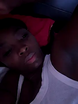 EmilyKisx online show from 11, 11, 2025