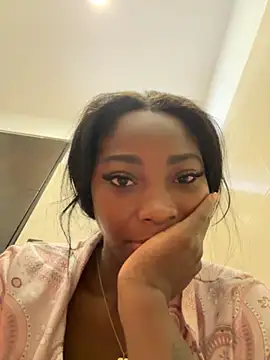 EmilyKisx online show from 30, 10, 2025