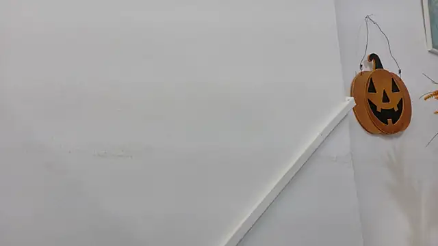 Lizbeth Rouse online show from 1, 11, 2025