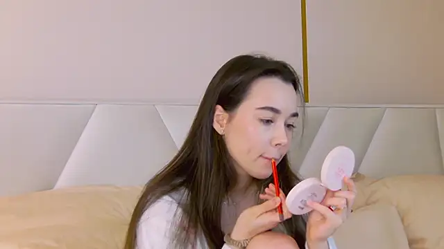 MiaMarlow online show from 15, 11, 2025