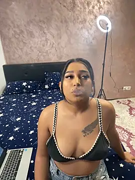 Snapshot of JaneetDeea chatting on 15, 11, 2025 JaneetDeea online show from 15, 11, 2025