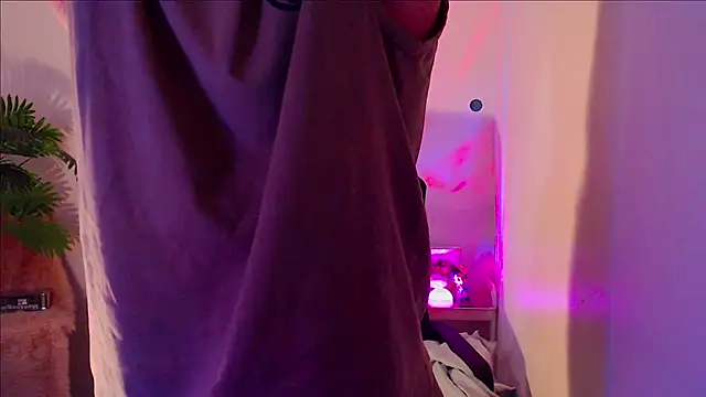 Snapshot of pinkcock_froi2305 chatting on 11, 9, 2025 pinkcock froi2305 online show from 11, 9, 2025