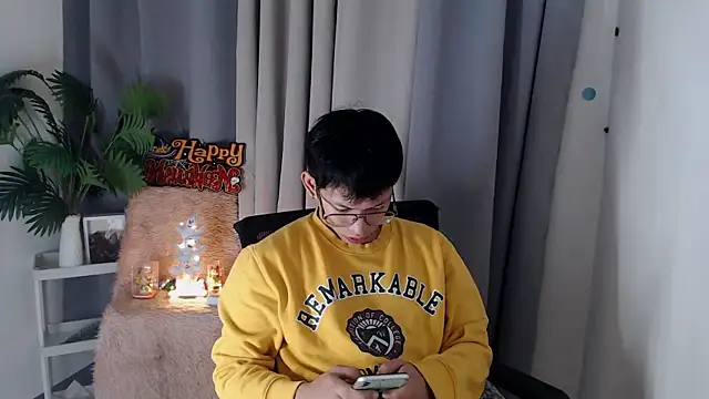 Snapshot of pinkcock_froi2305 chatting on 29, 10, 2025 pinkcock froi2305 online show from 29, 10, 2025