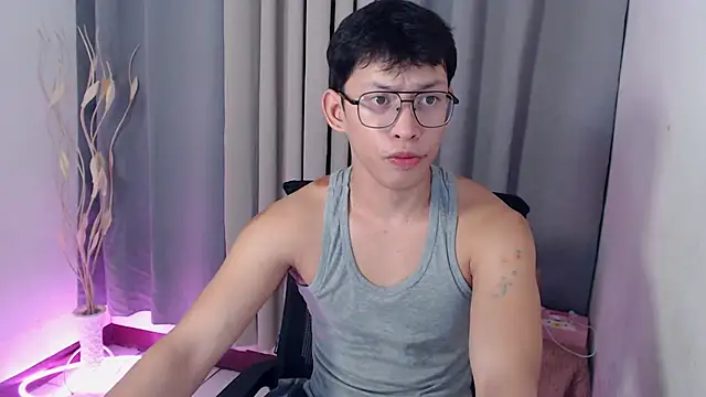 pinkcock froi2305 online show from 17, 4, 2026