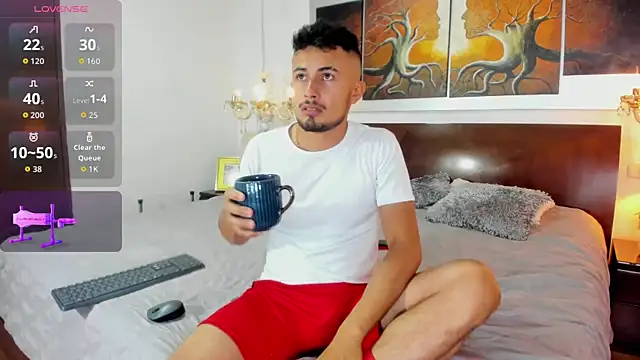 Valentiinoss online show from 30, 9, 2025