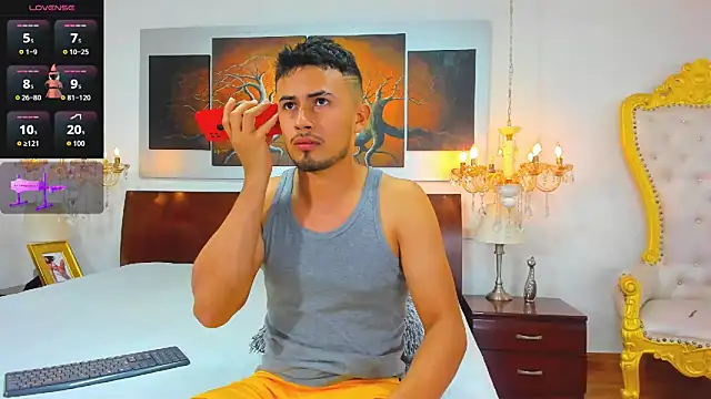 Valentiinoss online show from 5, 3, 2026