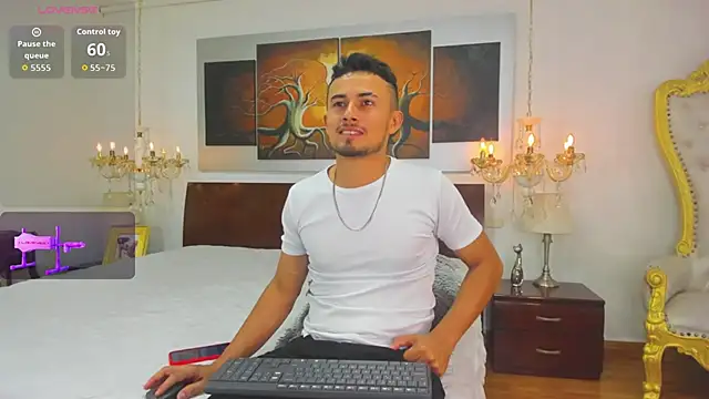 Valentiinoss online show from 4, 2, 2026