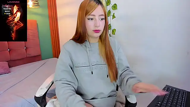 Snapshot of Aisha_andy chatting on 25, 11, 2025 Aisha andy online show from 25, 11, 2025