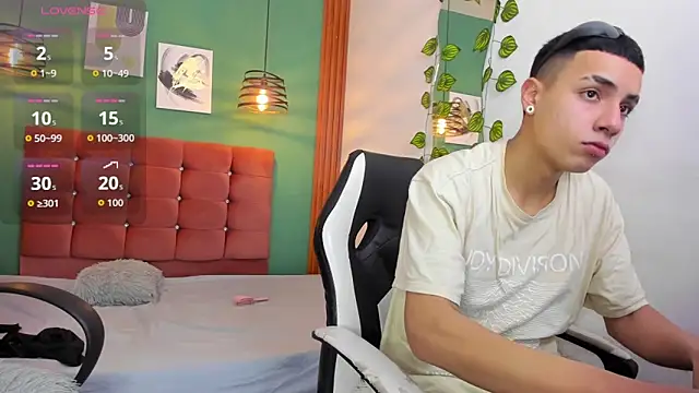 Snapshot of Aisha_andy chatting on 11, 9, 2025 Aisha andy online show from 11, 9, 2025