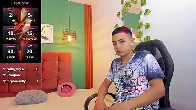 Snapshot of Aisha_andy chatting on 7, 11, 2025 Aisha andy online show from 7, 11, 2025