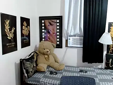 TSbrianaHugeCock online show from 26, 3, 2026