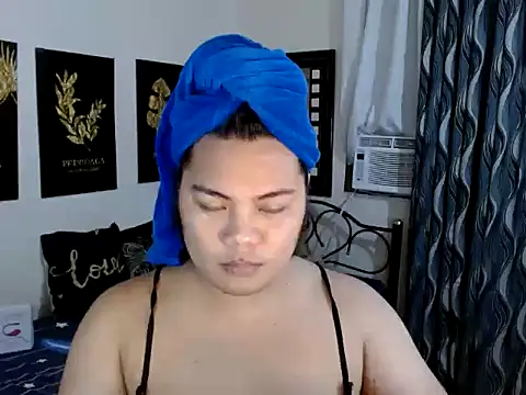 TSbrianaHugeCock online show from 8, 1, 2026