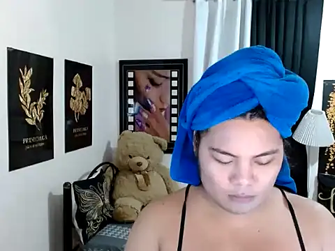 TSbrianaHugeCock online show from 28, 3, 2026