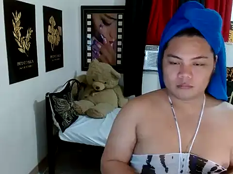 TSbrianaHugeCock online show from 25, 5, 2026