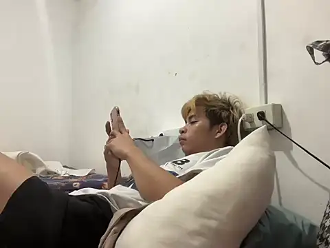 Sultry Charls online show from 12, 11, 2025