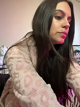 lulix69 online show from 17, 4, 2026