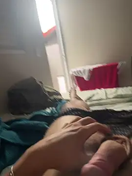 Novinho16cmz online show from 10, 4, 2026