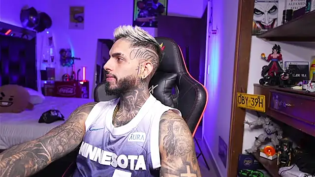 logan hugh8 online show from 27, 3, 2026