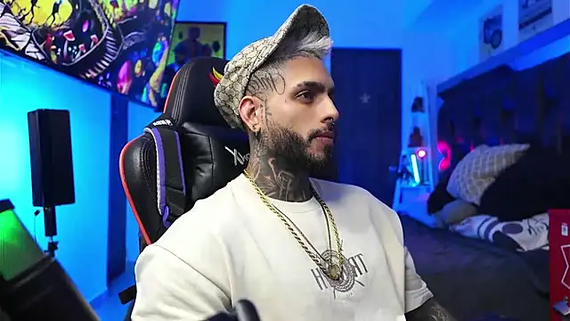 logan hugh8 online show from 3, 2, 2026