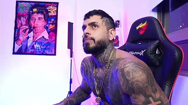 logan hugh8 online show from 12, 11, 2025