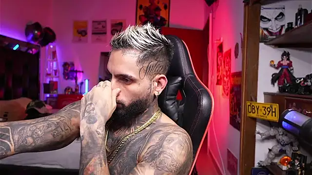 logan hugh8 online show from 7, 4, 2026