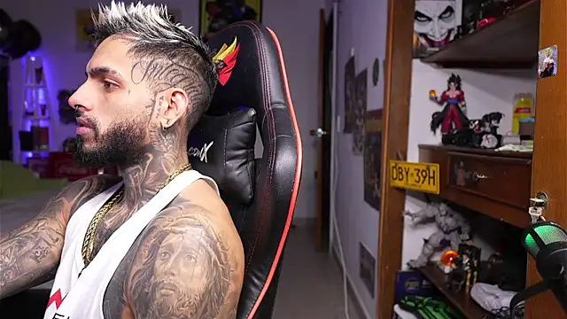 logan hugh8 online show from 10, 4, 2026