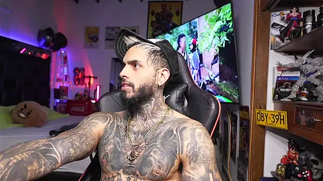 logan hugh8 online show from 24, 3, 2026