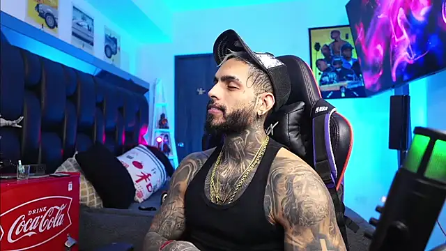 logan hugh8 online show from 1, 3, 2026