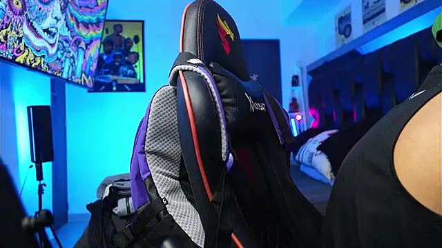 logan hugh8 online show from 7, 2, 2026