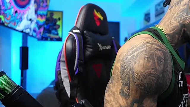 logan hugh8 online show from 14, 2, 2026