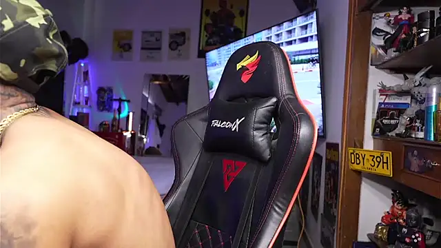 logan hugh8 online show from 19, 3, 2026