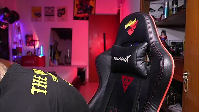 logan hugh8 online show from 1, 4, 2026