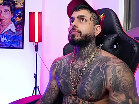 logan hugh8 online show from 9, 11, 2025