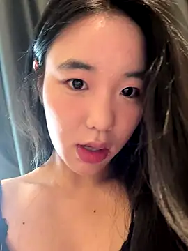 luluya1314 online show from 8, 11, 2025