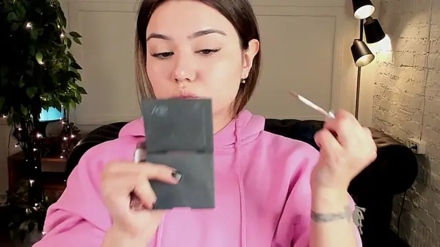 Dark Moni online show from 16, 1, 2026