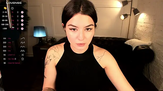 Dark Moni online show from 27, 9, 2025