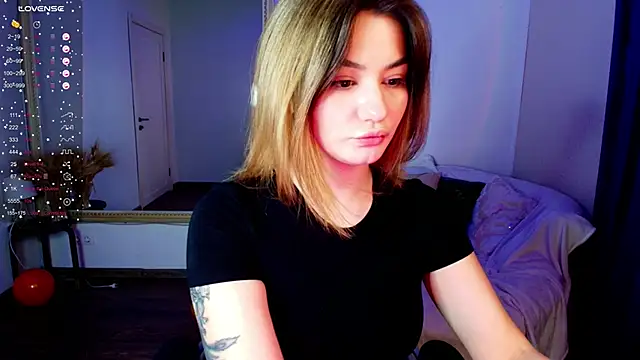 Dark Moni online show from 10, 11, 2025