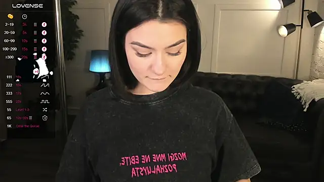 Dark Moni online show from 3, 10, 2025