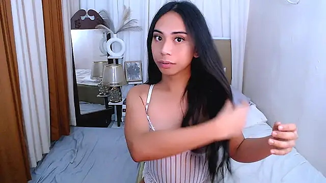 scarlet smith7 online show from 6, 4, 2026