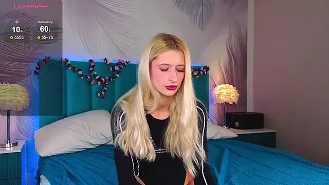 Monica Leen online show from 17, 12, 2025