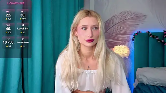 Monica Leen online show from 5, 12, 2025