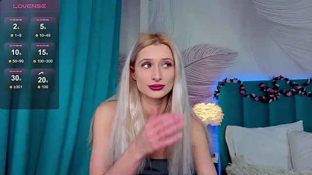 Monica Leen online show from 23, 11, 2025