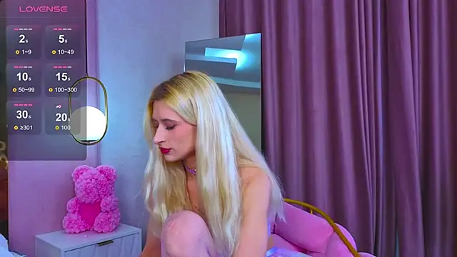 Monica Leen online show from 7, 11, 2025