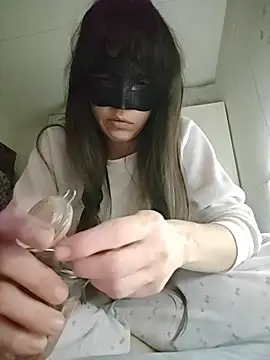 SweetSun69 online show from 4, 2, 2026