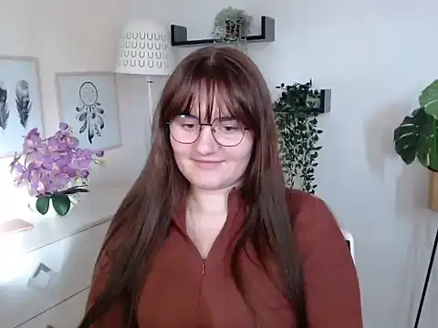 Julie Diamond online show from 16, 10, 2025